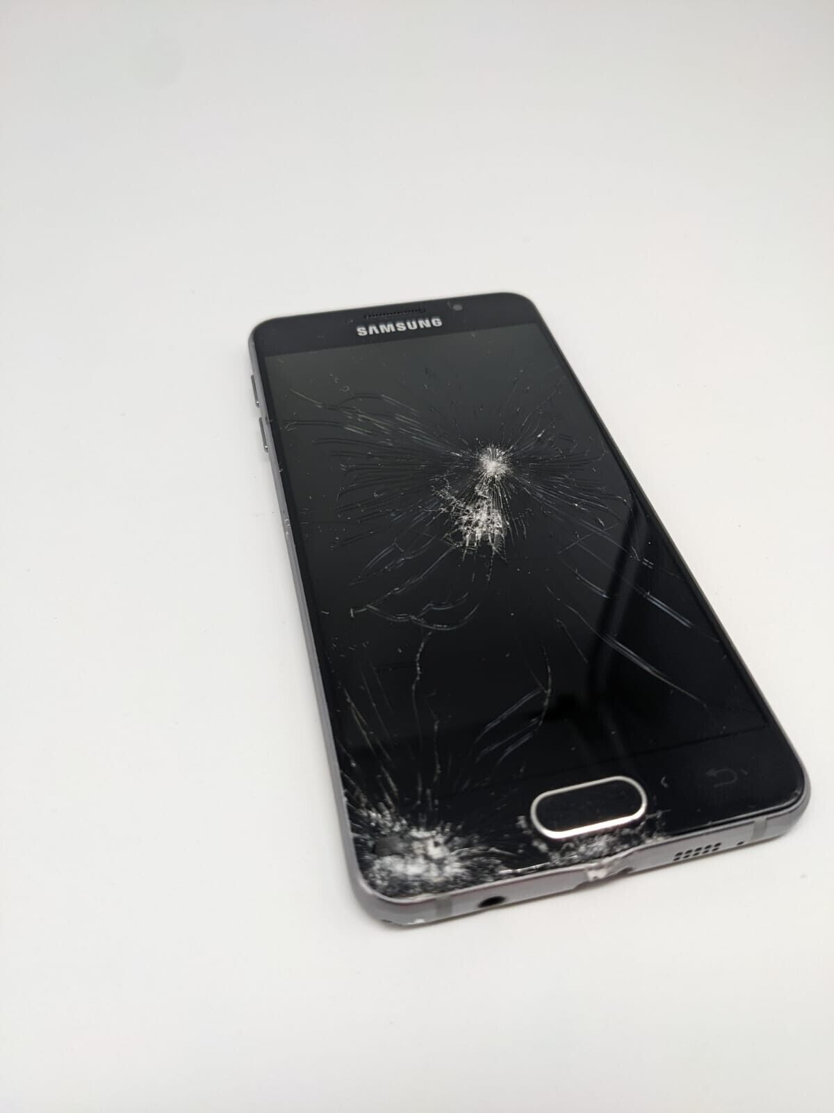 Samsung Galaxy A3 2016 SM-A310F Schwarz Android Defekt  