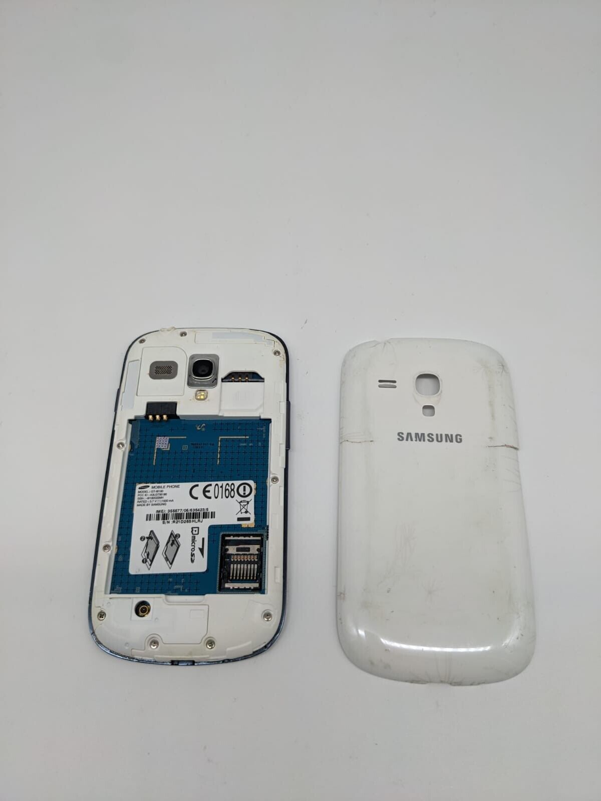 Samsung Galaxy S III mini  Weiß | OHNE SIMLOCK | OHNE AKKU | TOP DISPLAY  #X5
