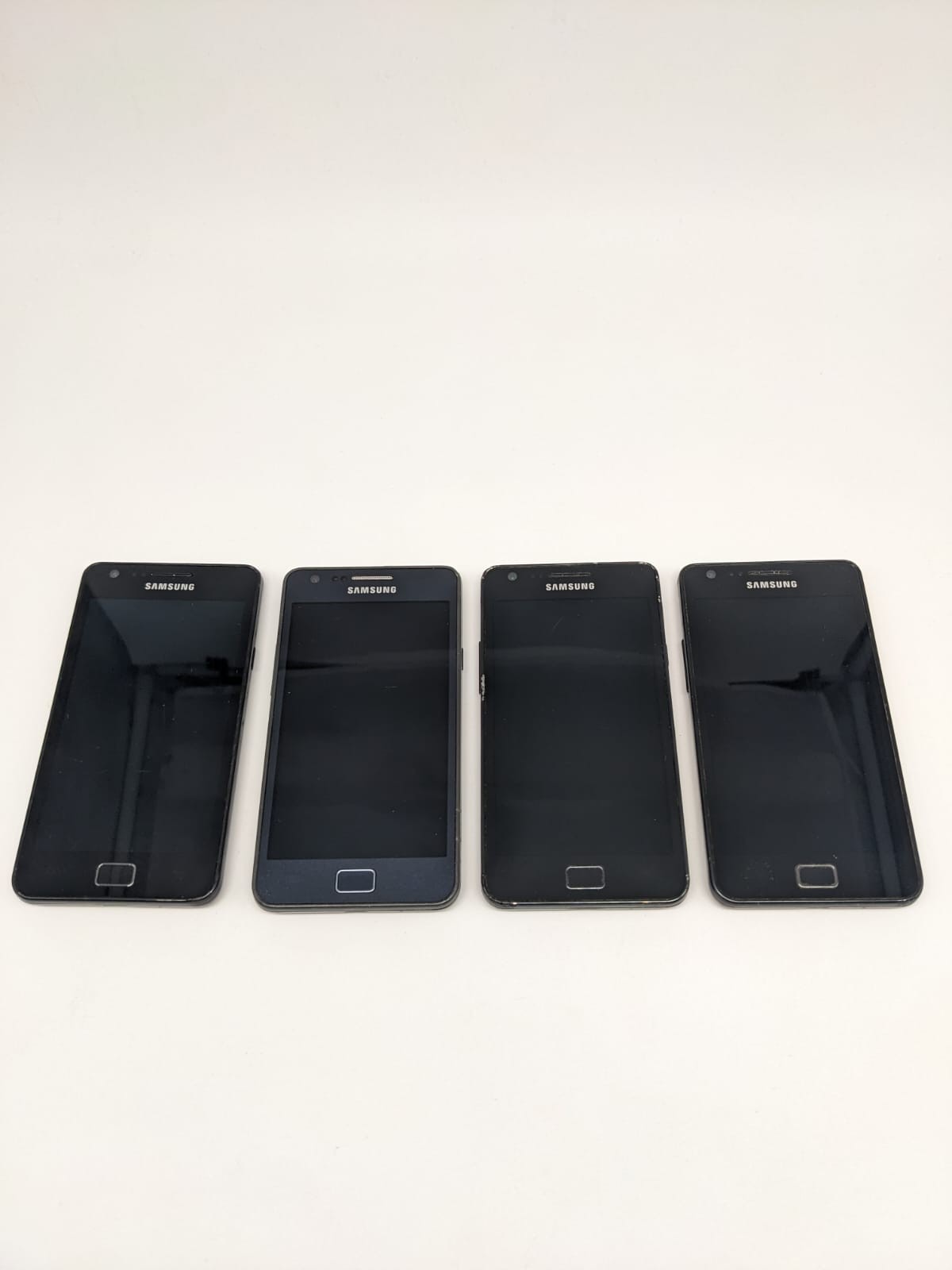 3x Samsung Galaxy S2 1x S2 Plus Sammlung Konvolut Posten | UNGETESTET
