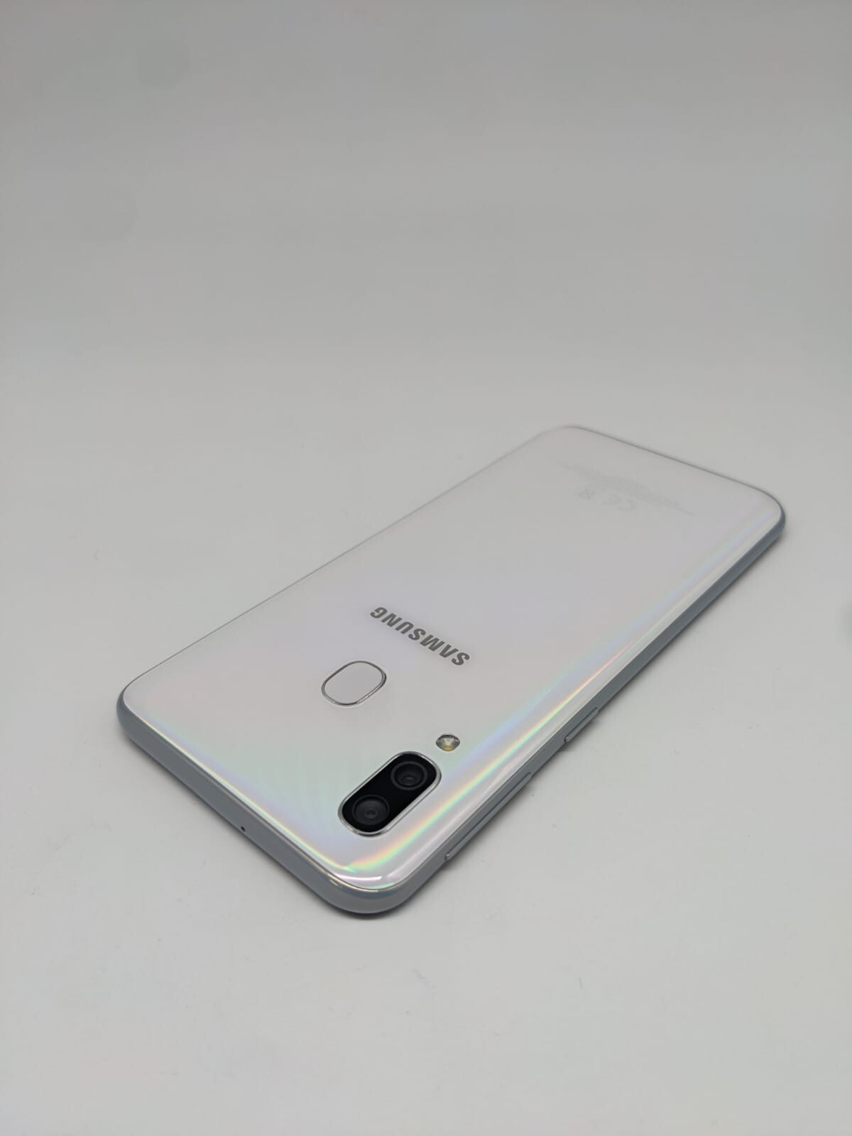 Samsung Galaxy A40 SM-A405FN/DS Weiß Smartphone | DISPLAYSCHADEN