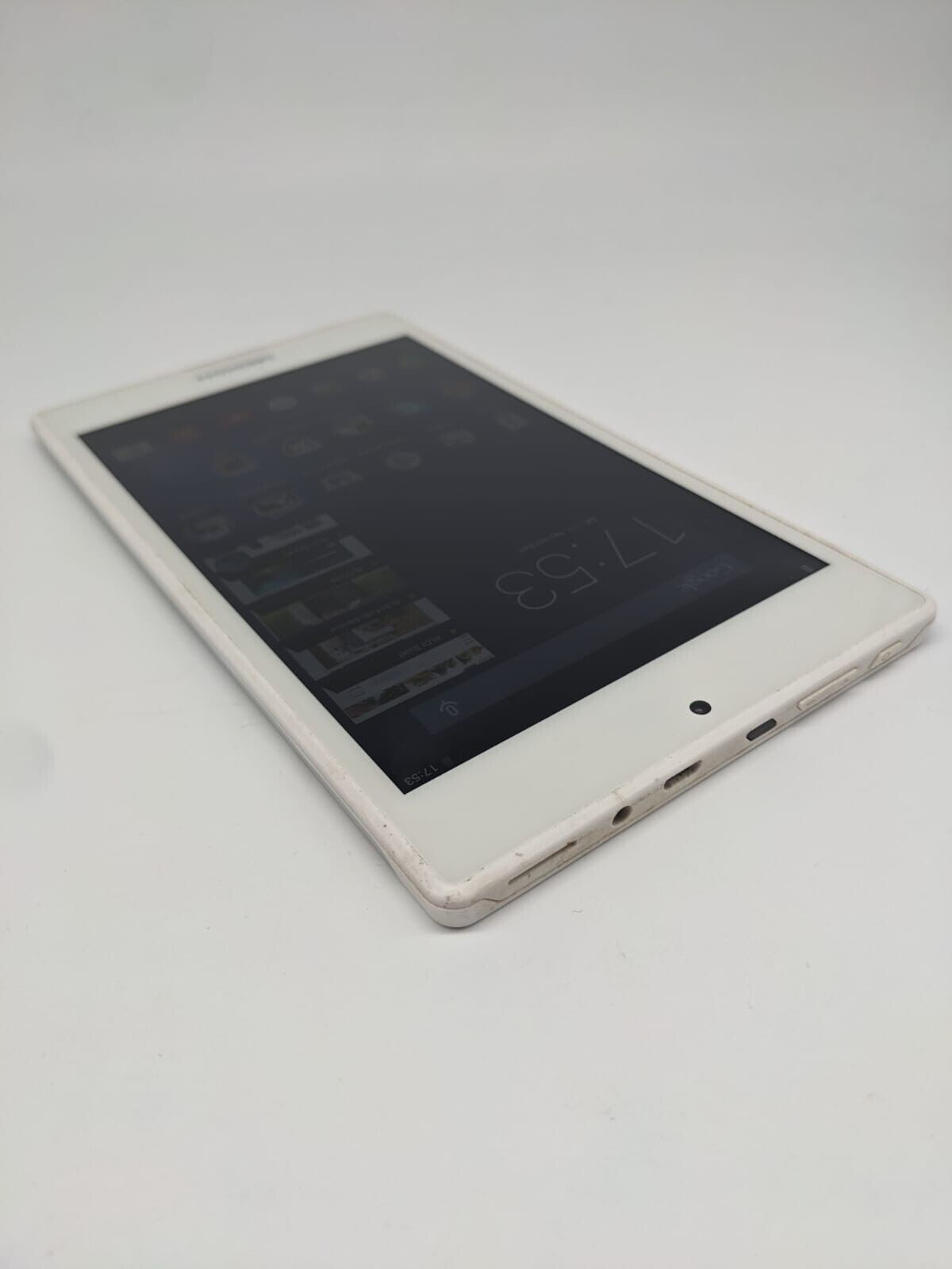 Medion Tablet Lifetab P7332 MD99103 Display 7 Zoll Tablet | AKKU DEFEKT