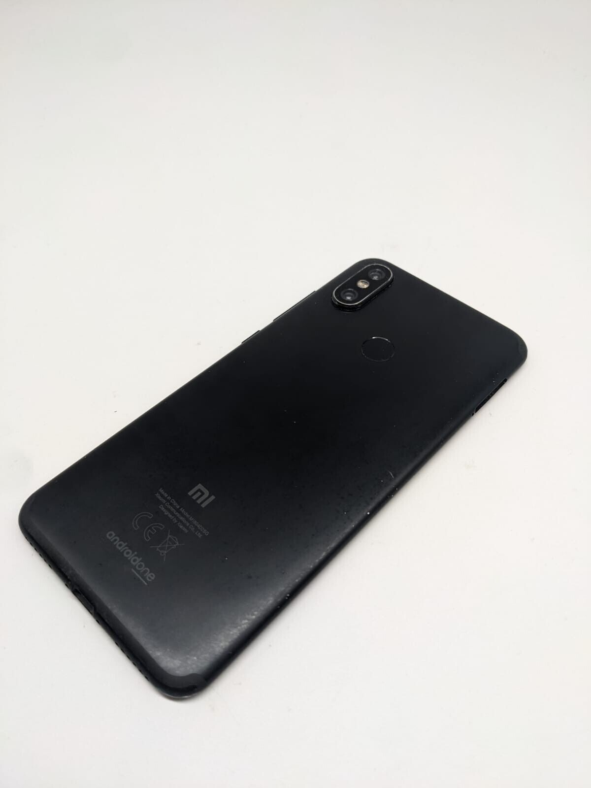 Xiaomi Mi A2 M1804D2SG Teilespender Ersatzteile | LÄDT/STARTET NICHT