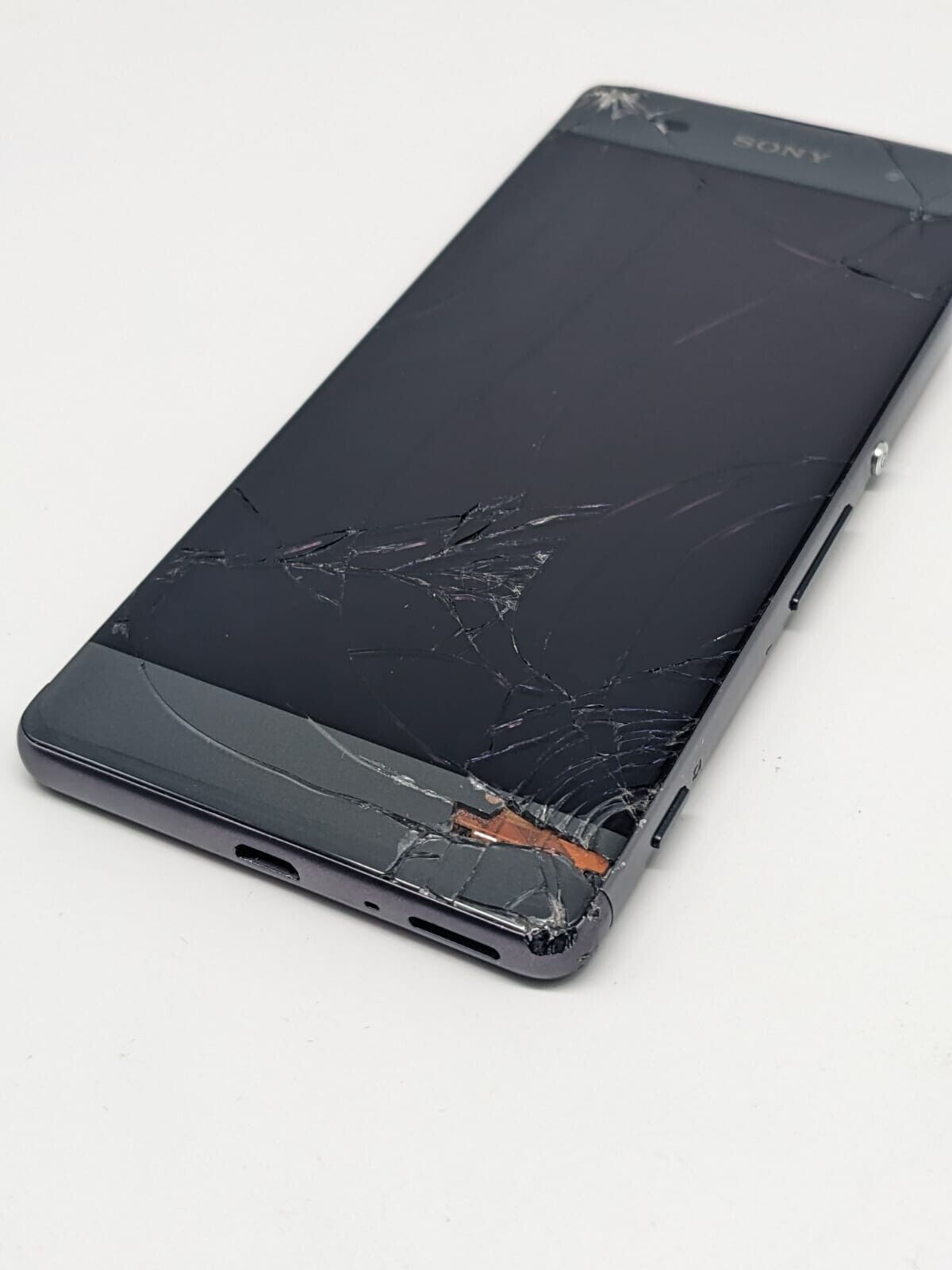 Sony Xperia XA F3111 Schwarz Teilespender Ersatzteile | LÄDT/STARTET NICHT