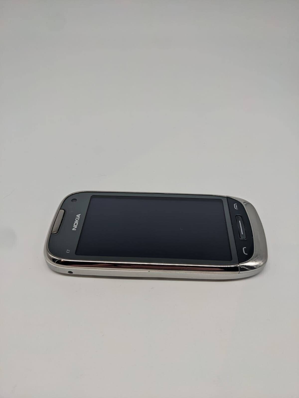 Nokia C7-00 RM-675 8GB Silber Handy Smartphone | LÄDT/STARTET NICHT