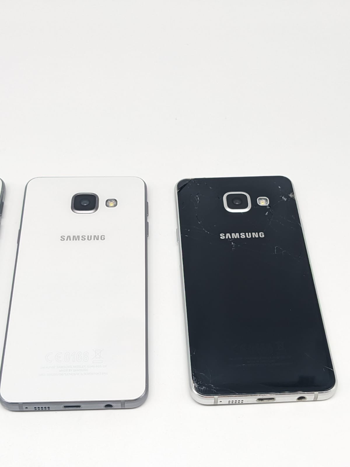 4x Samsung Galaxy A3 2016 SM-A310F Schwarz | DEFEKT | UNGETESTET