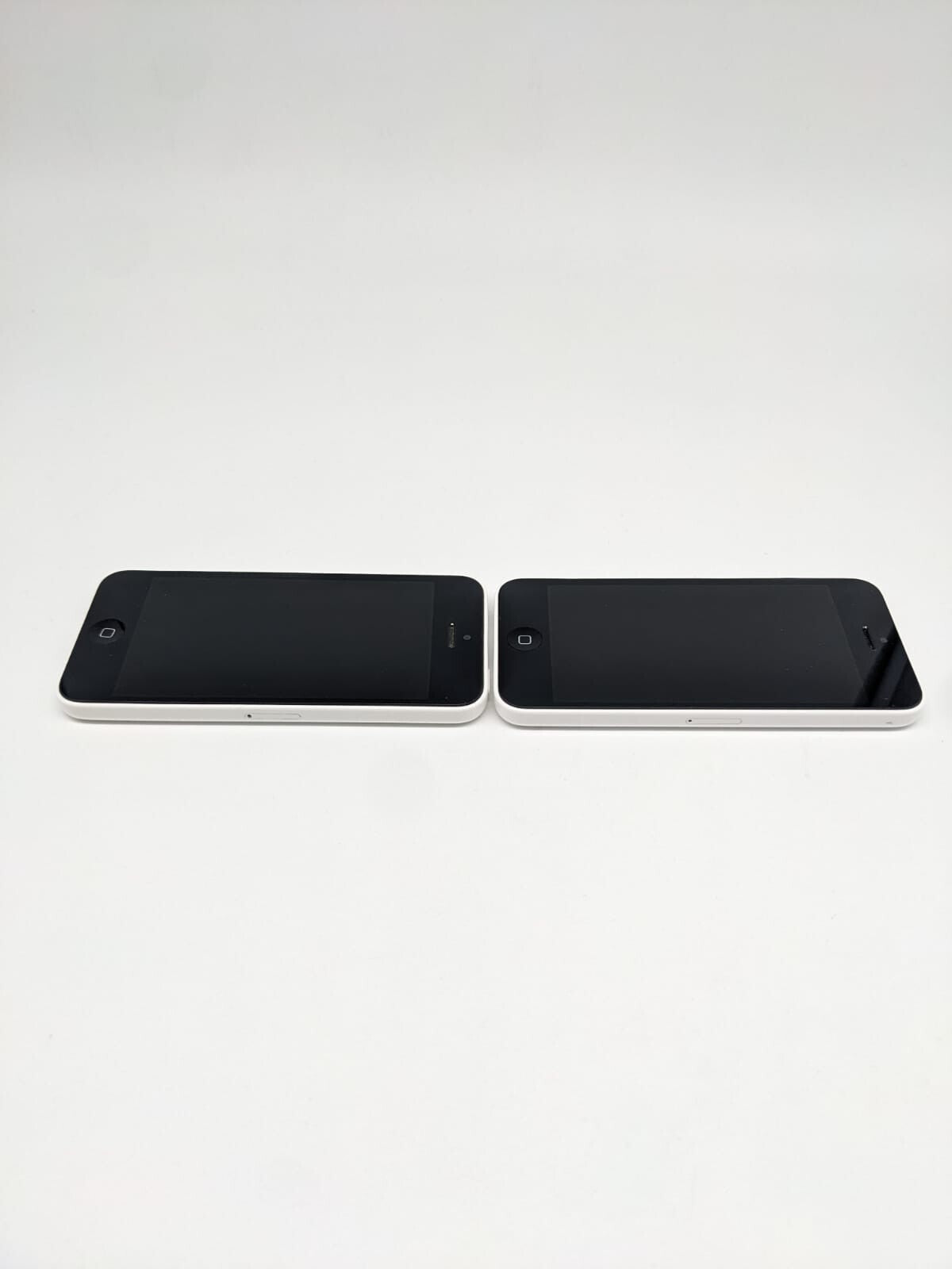 2x Apple iPhone 5c A1532 Weiß Teilespender Ersatzteile Displayspender