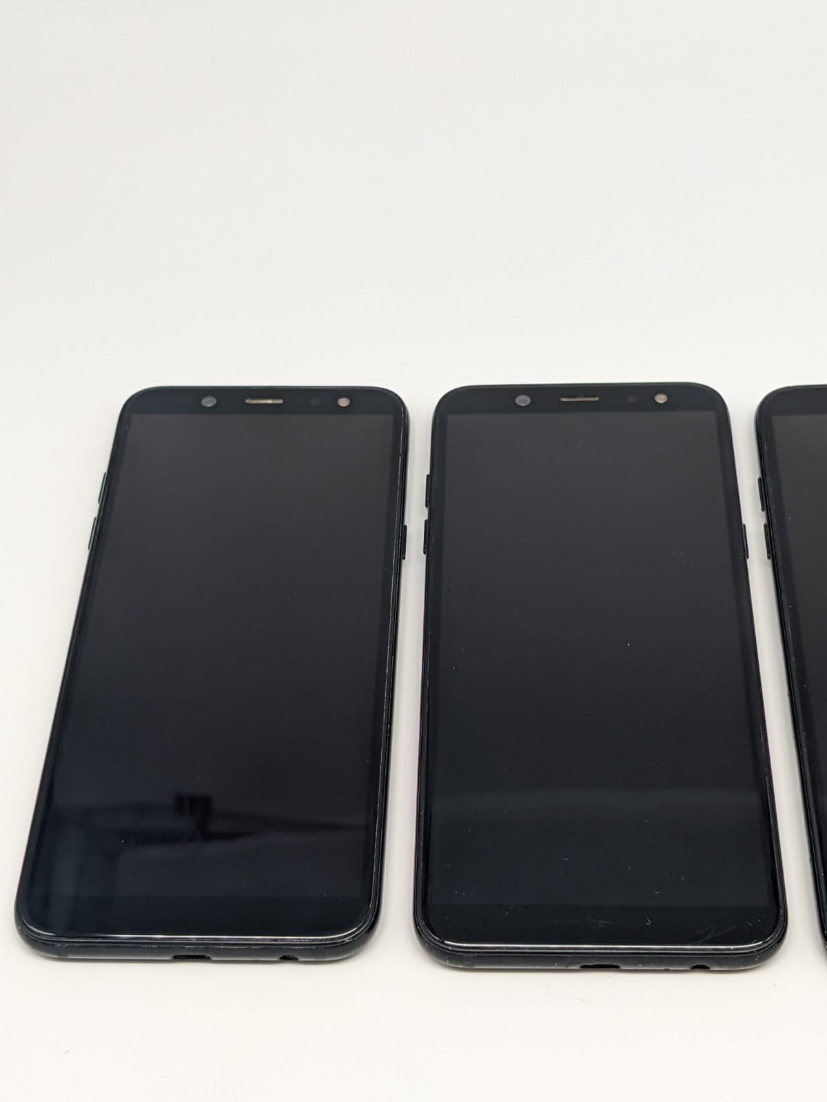 4x Samsung Galaxy A6 Konvolut Sammlung Posten Teilespender Ersatzteile | DEFEKT