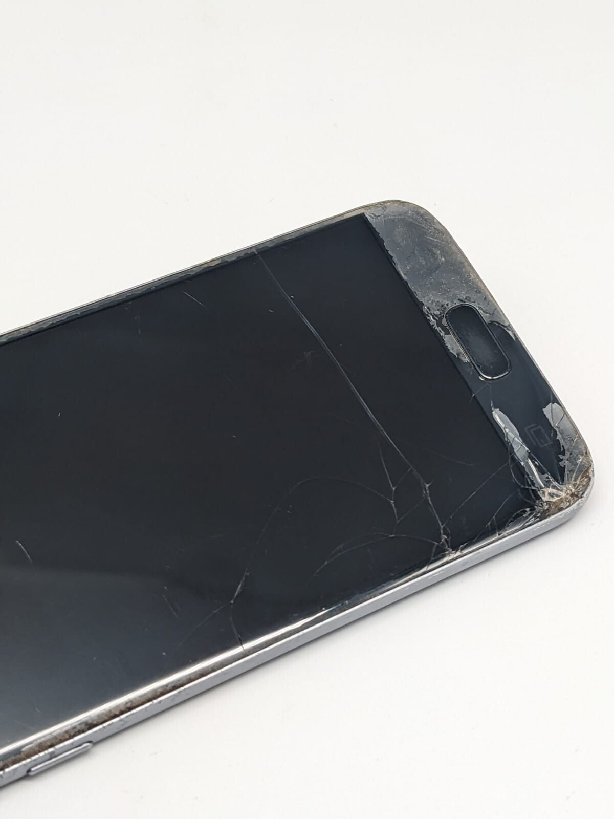 Samsung Galaxy S7 SM-G930T Schwarz Teilespender | LÄDT/STARTET NICHT