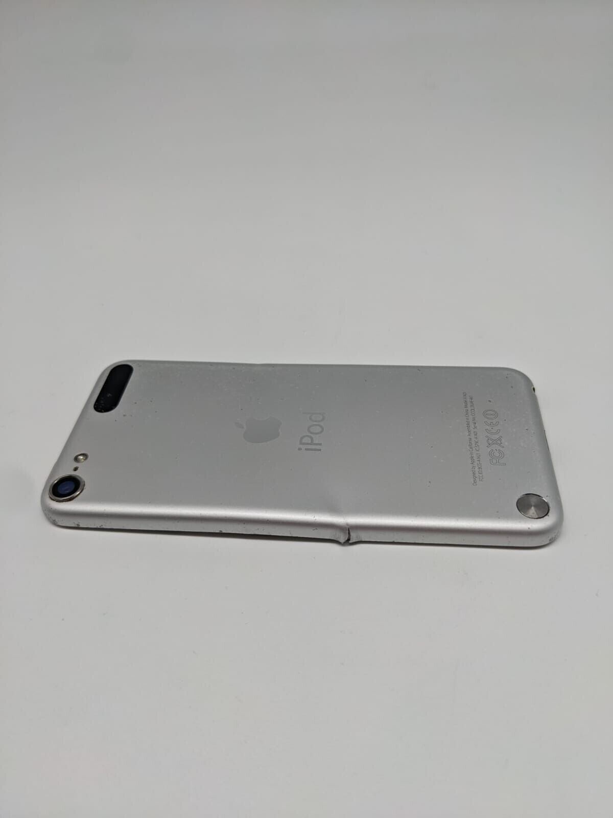 Apple iPod Touch 5. Generation Weiß A1421 | LÄDT/STARTET NICHT