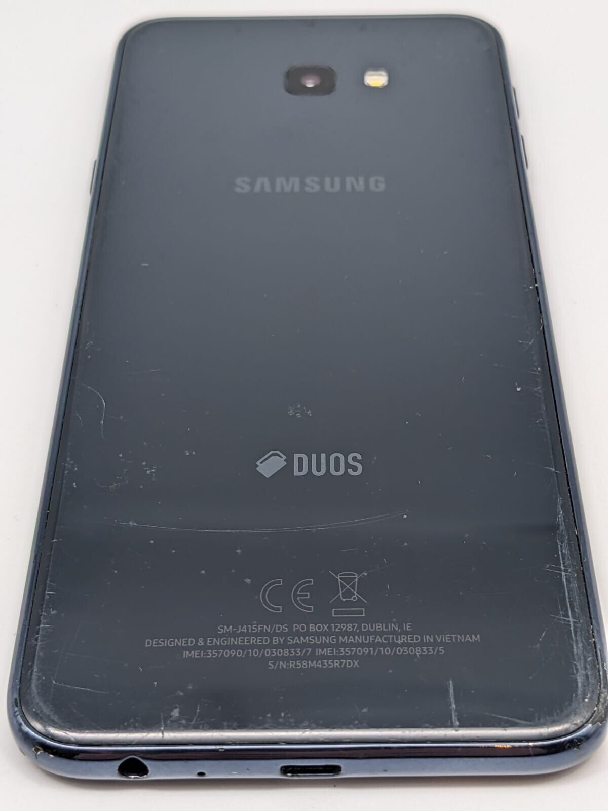 Samsung Galaxy J4 Plus SM-J415FN/DS Schwarz | DISPLAYSCHADEN
