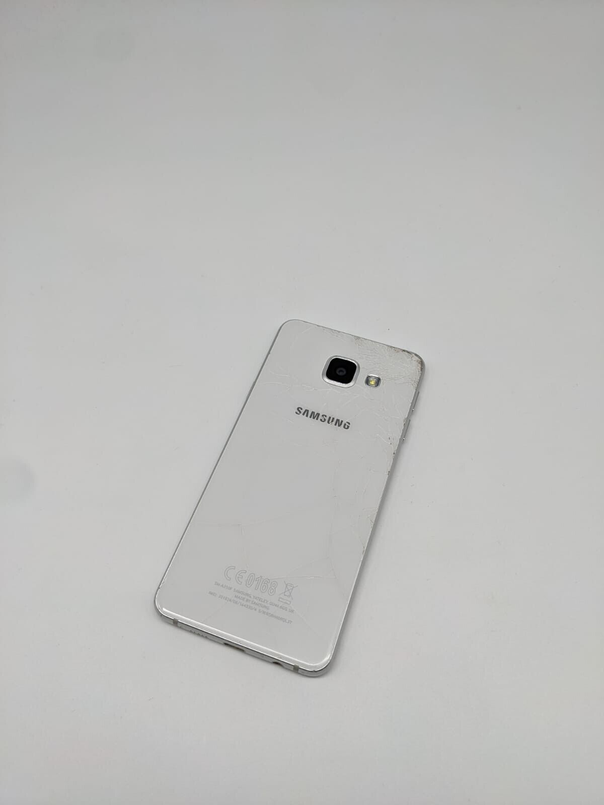 Samsung Galaxy A3 2016 SM-A310F 16 GB Weiß | OHNE SIMLOCK